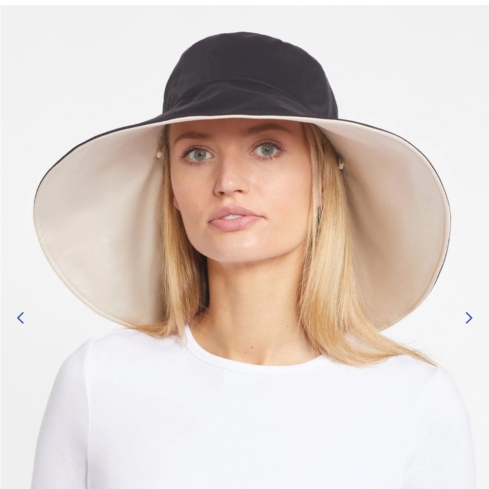 NWOT SOLBARI - Ultra Wide Brim Hat UPF50+
S/M / BLACK / BEIGE